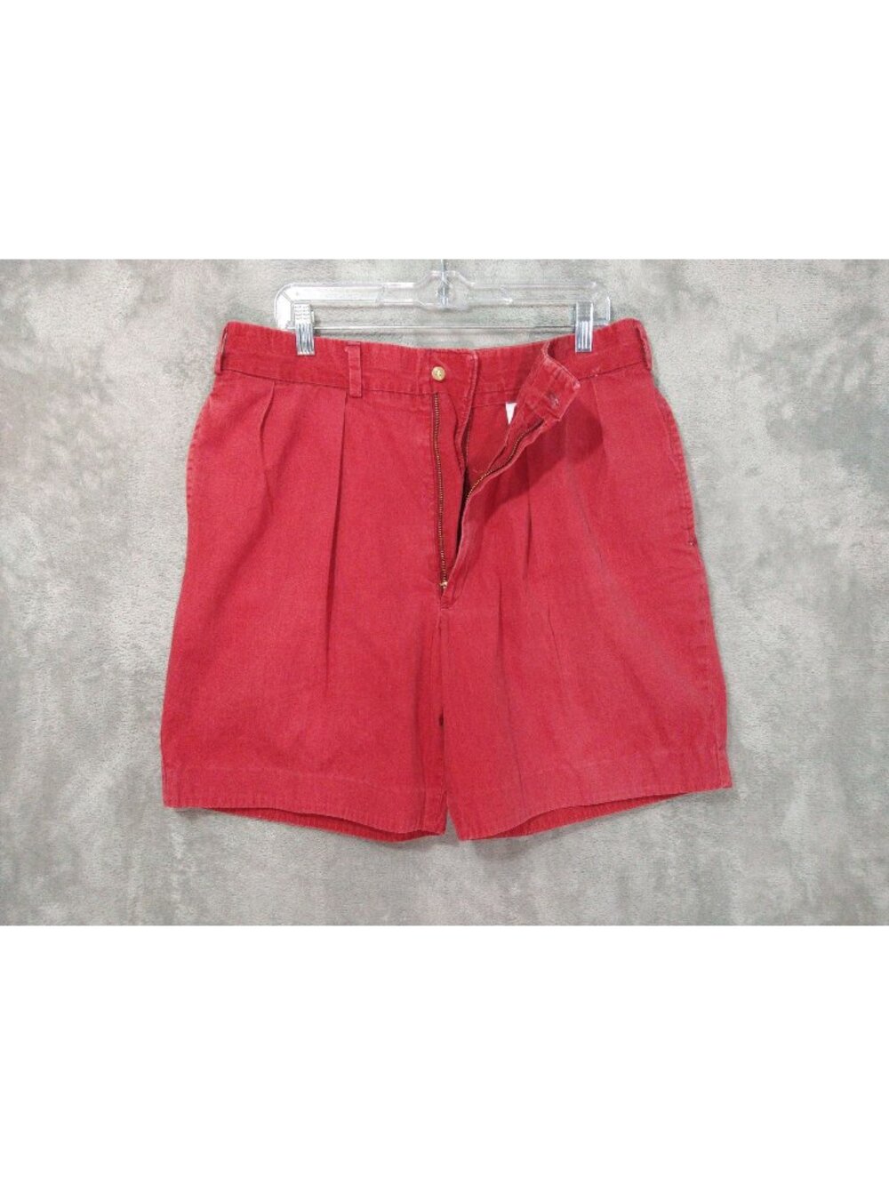 Bills Khakis Shorts Mens 35 Pink Classic Fit Pleated Cotton Made USA